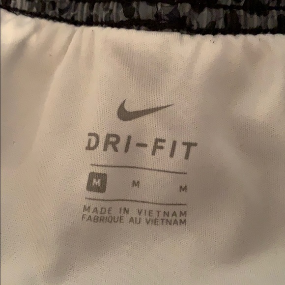 Nike shorts - Picture 2 of 5